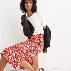Madewell Side-Button Skirt in Full Bloom